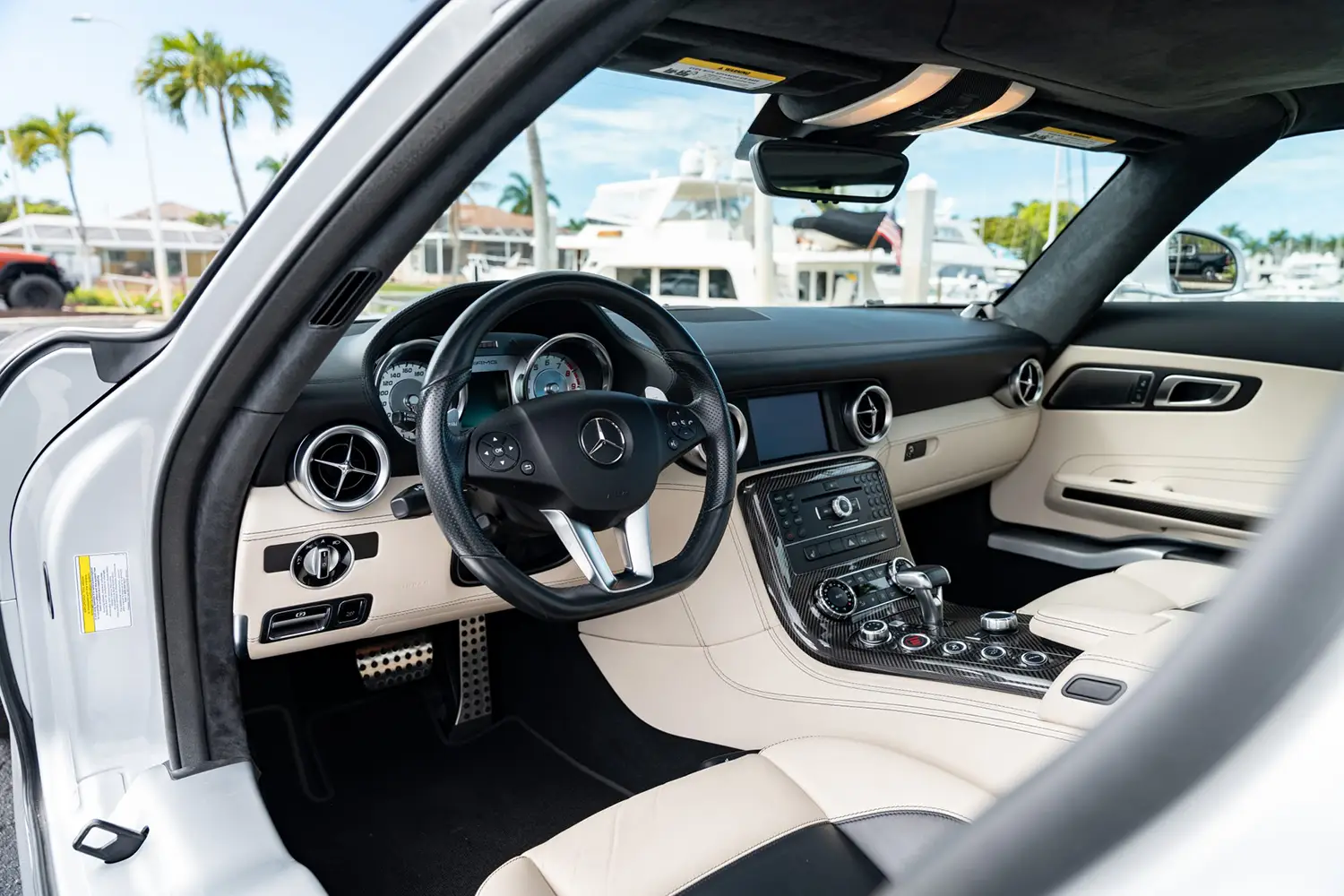 2011 Mercedes-Benz SLS AMG