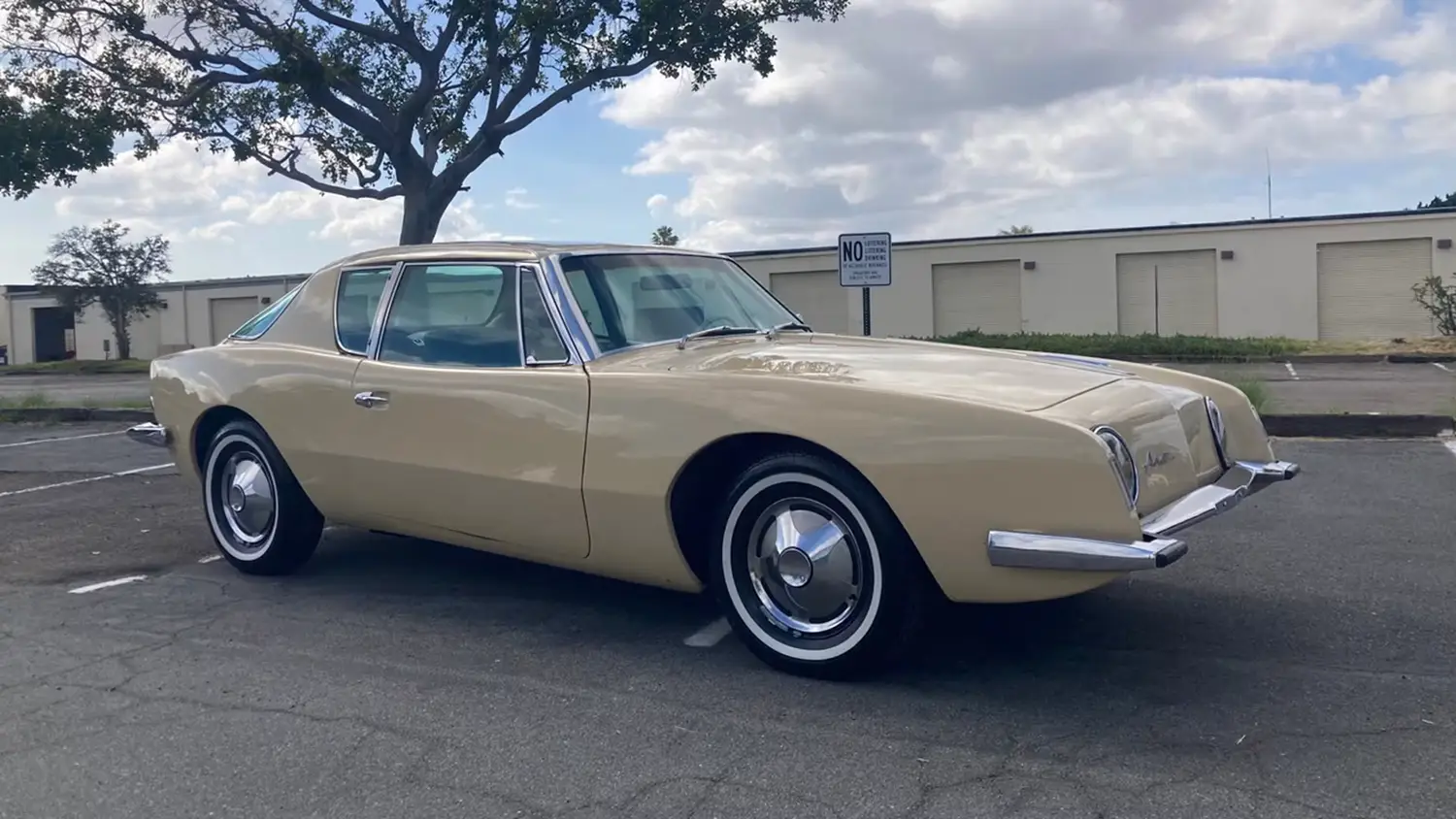 1963 Studebaker Avanti