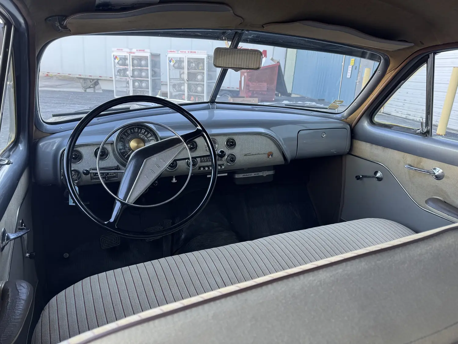 1951 Ford Custom Deluxe