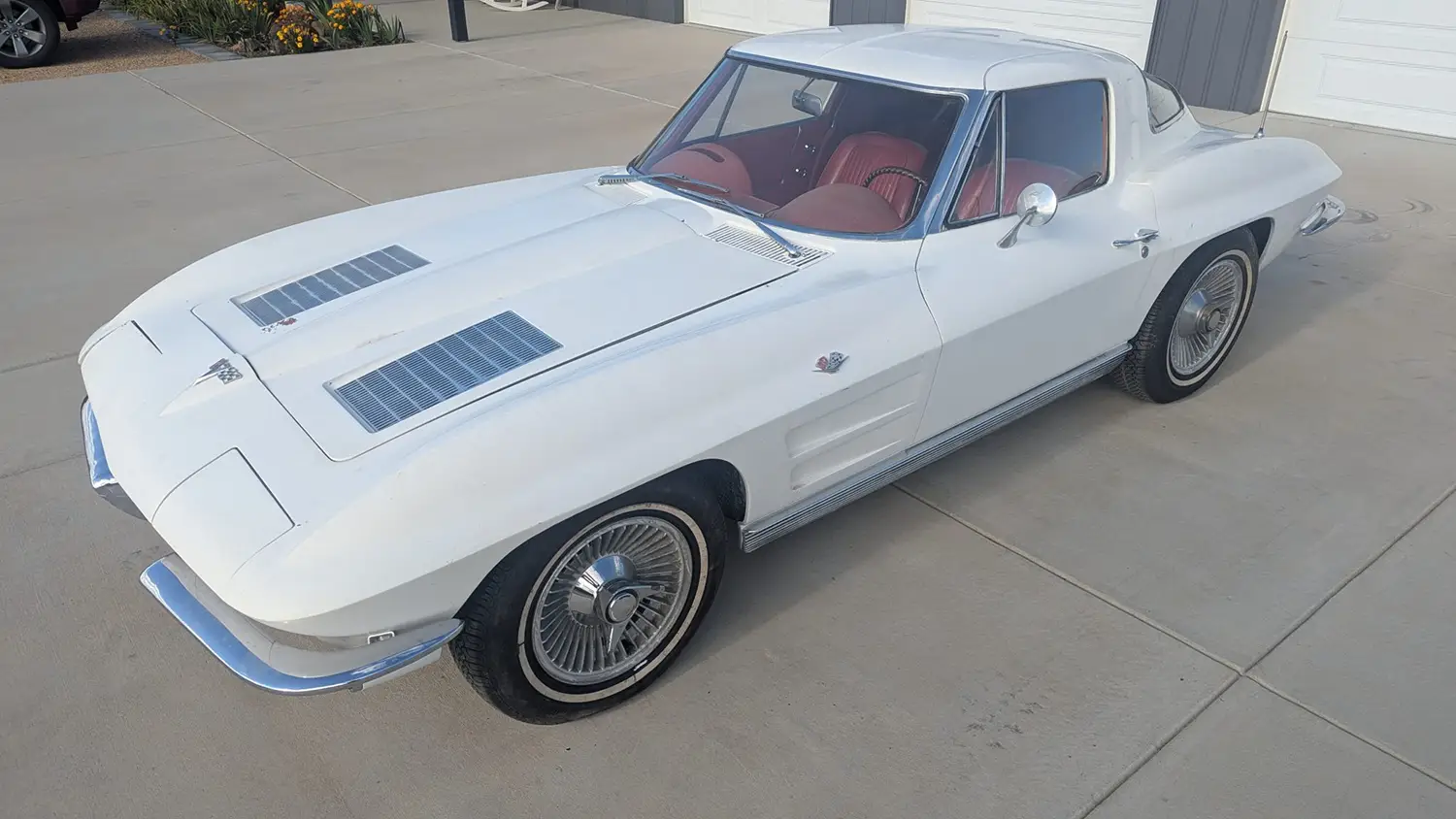 1963 Chevrolet Corvette Split-Window 1963 Chevrolet Corvette Split-Window