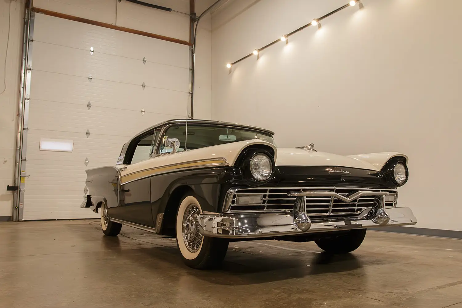 1957 Ford Fairlane 500 Skyliner 1957 Ford Fairlane 500 Skyliner