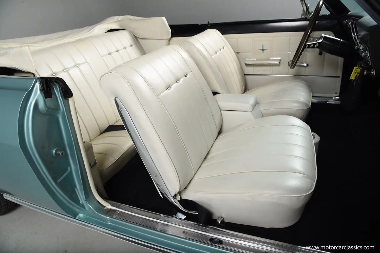 1966 Chevrolet Corvair 1966 Chevrolet Corvair