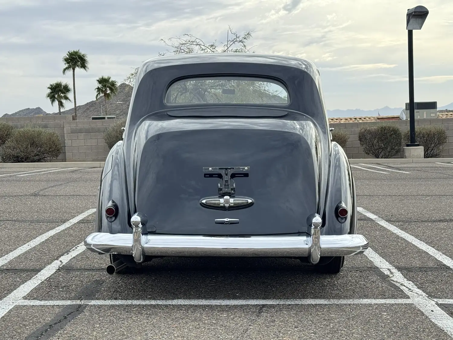 1954 Rolls-Royce Silver Dawn
