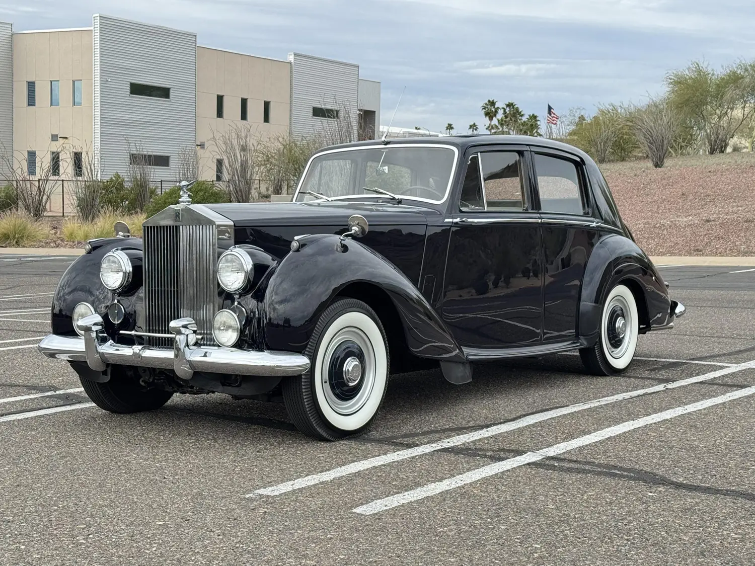 1954 Rolls-Royce Silver Dawn