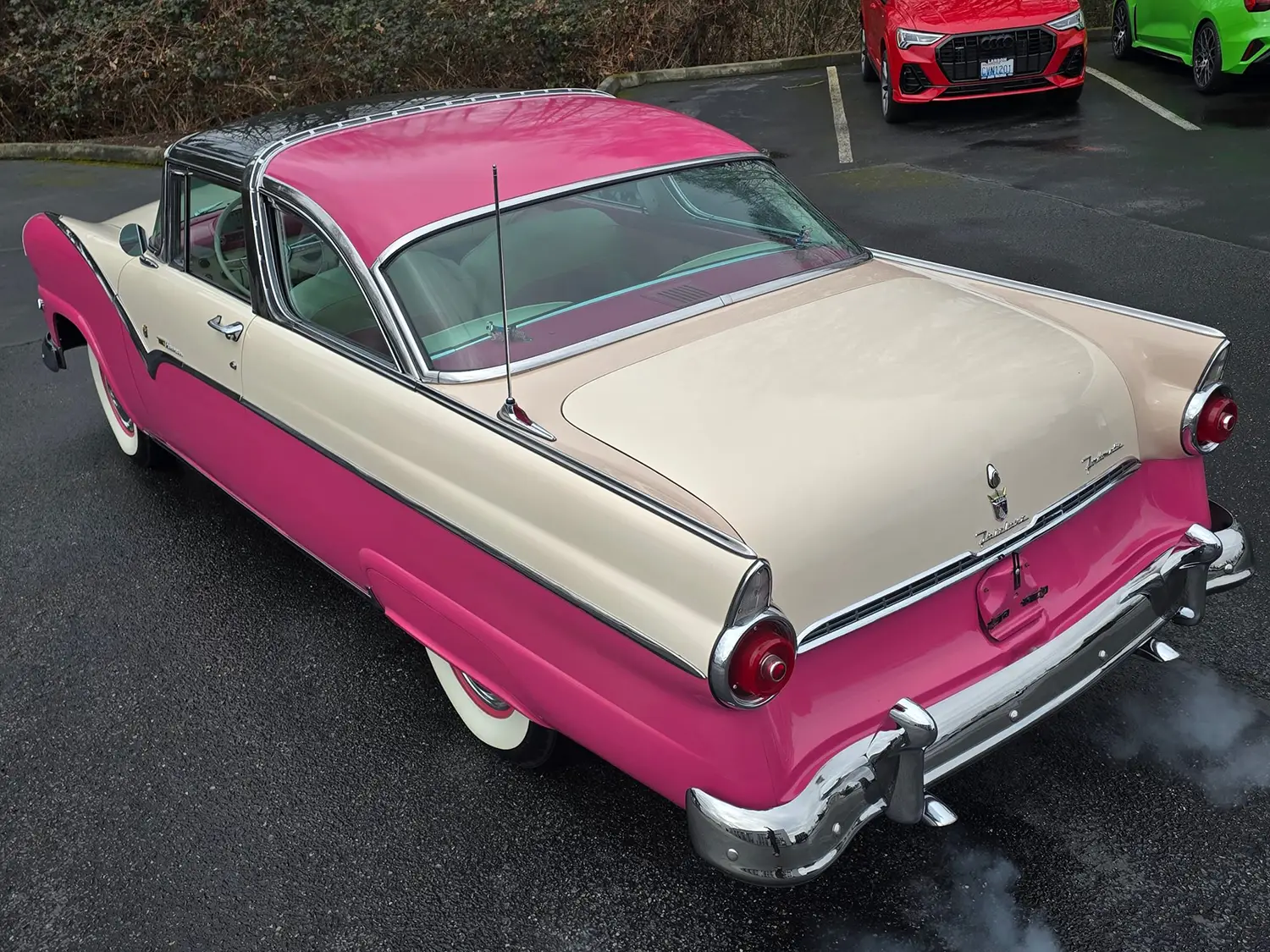 1955 Ford Fairlane Crown Victoria Skyliner