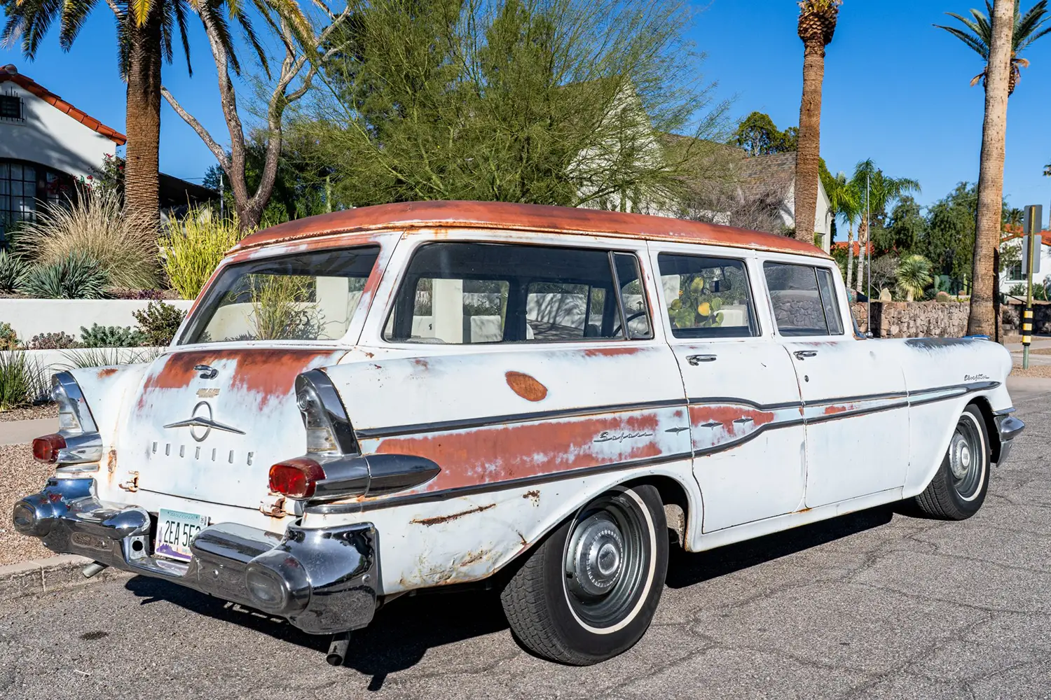 1957 Pontiac Chieftain Safari