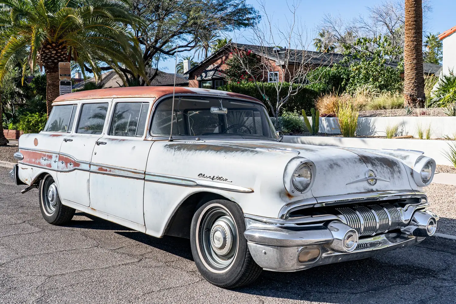 1957 Pontiac Chieftain Safari