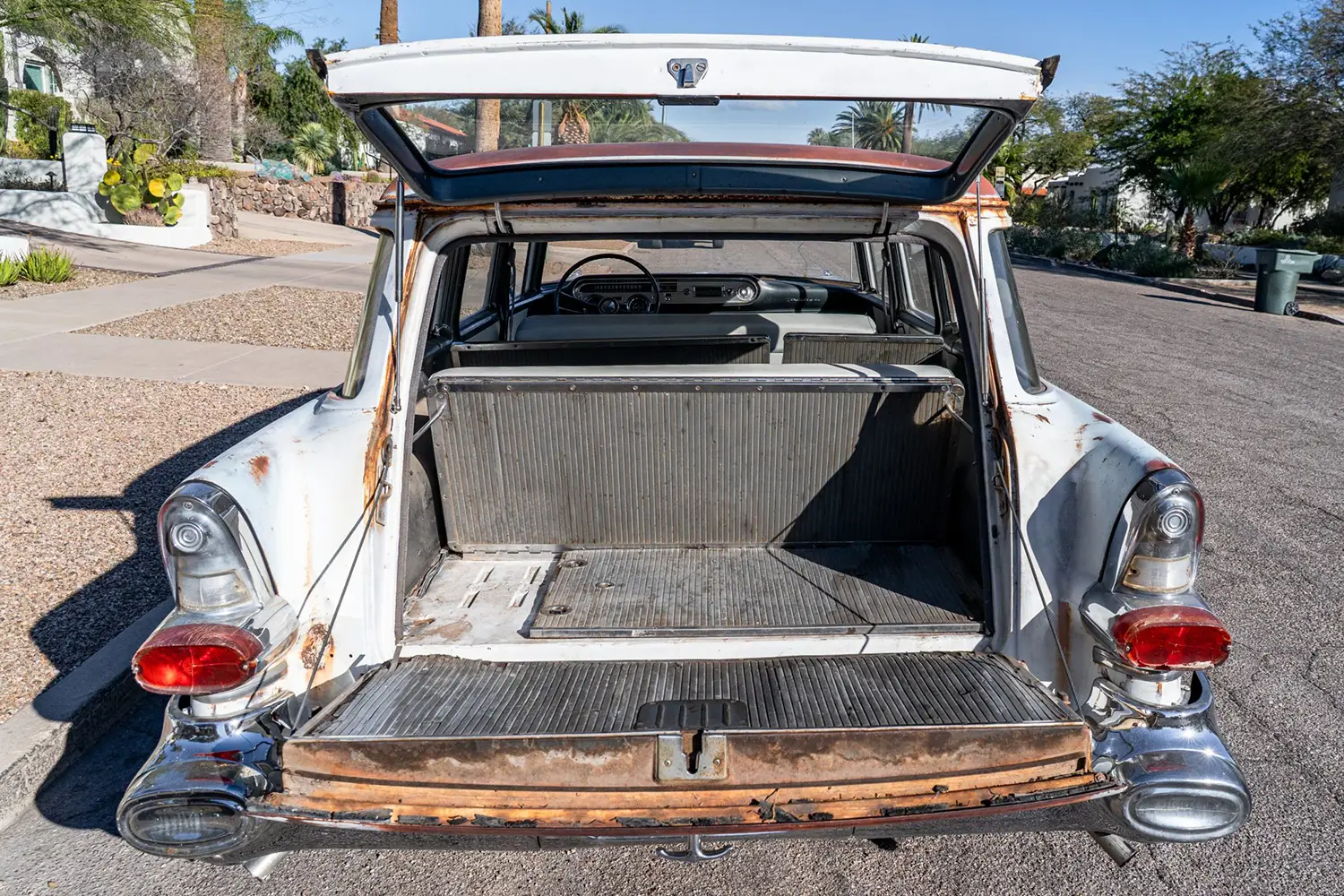 1957 Pontiac Chieftain Safari