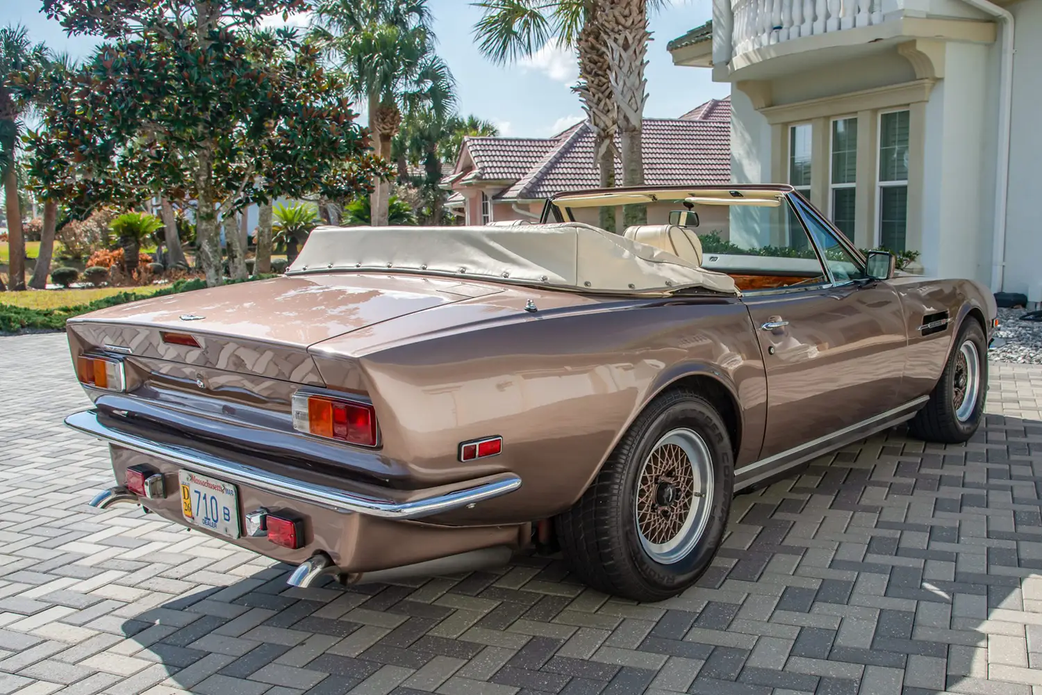 1989 Aston Martin V8 Volante