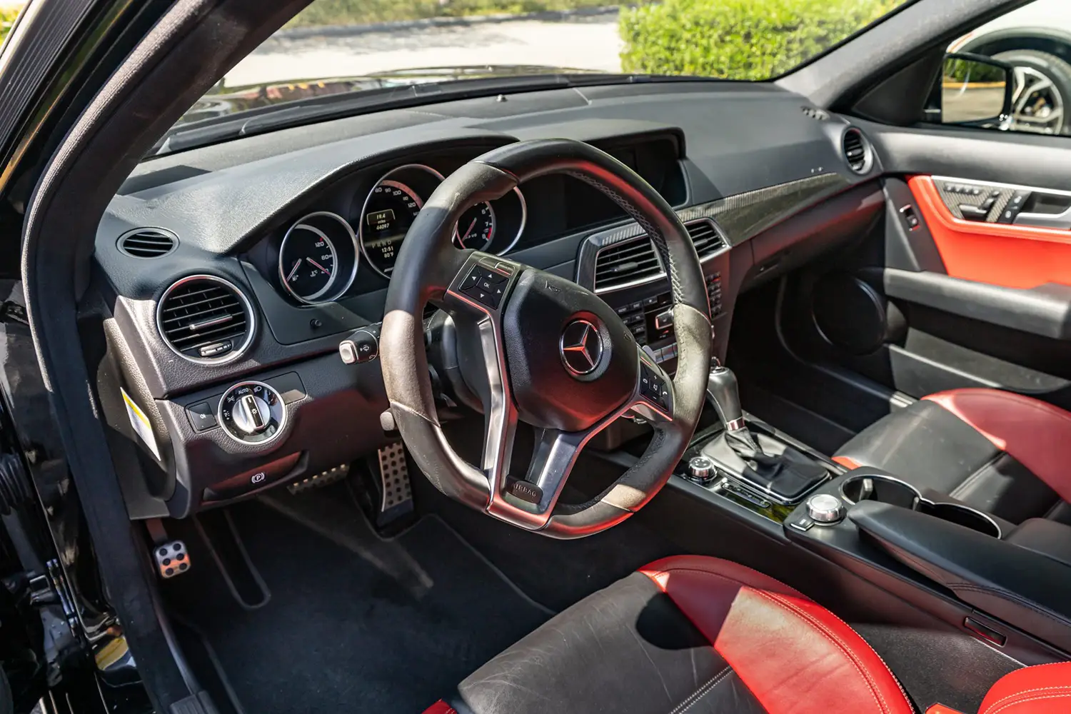 2013 Mercedes-Benz C63 AMG