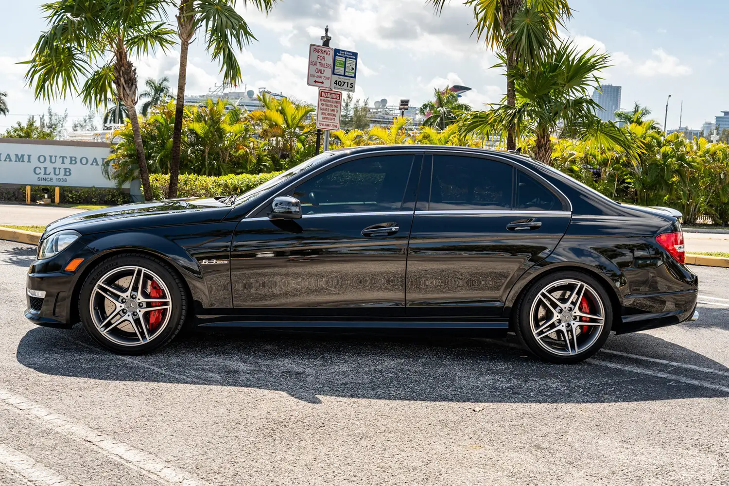 2013 Mercedes-Benz C63 AMG