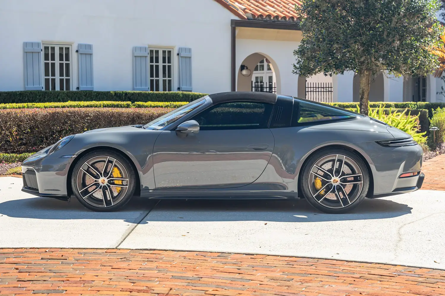 2025 Porsche 911 Targa 4 GTS 2025 Porsche 911 Targa 4 GTS