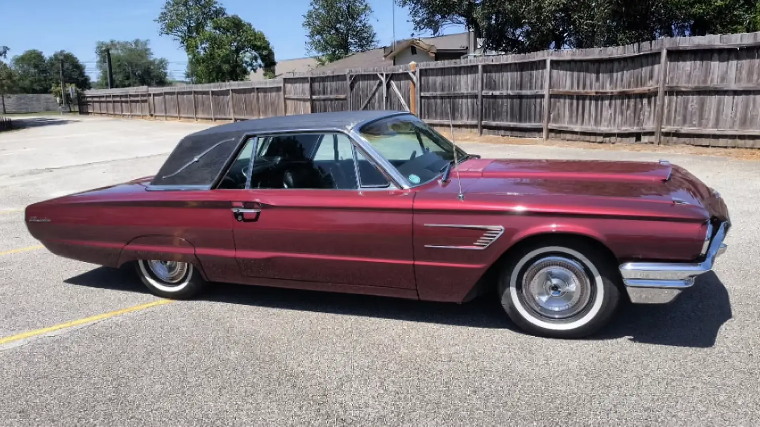 1965 Ford Thunderbird