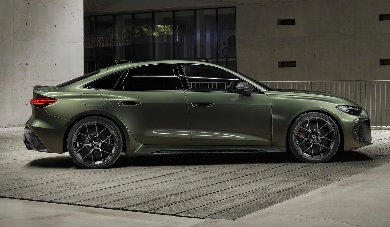 audi-rs-5-sedan