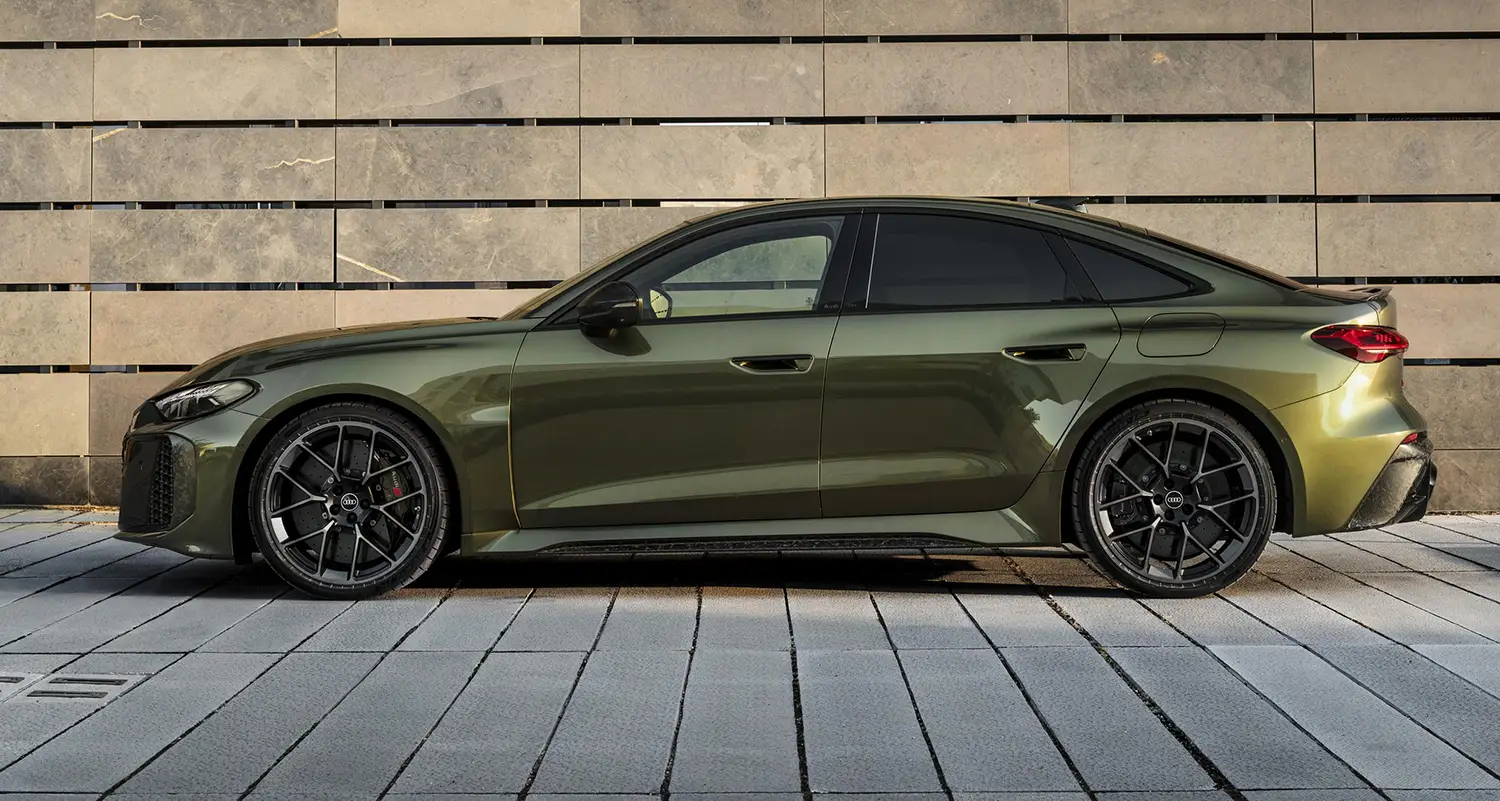 audi-rs-5-sedan