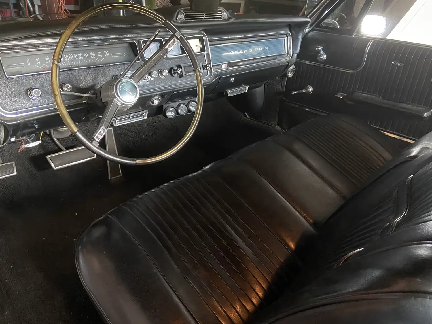 1966 Pontiac Grand Prix Hardtop