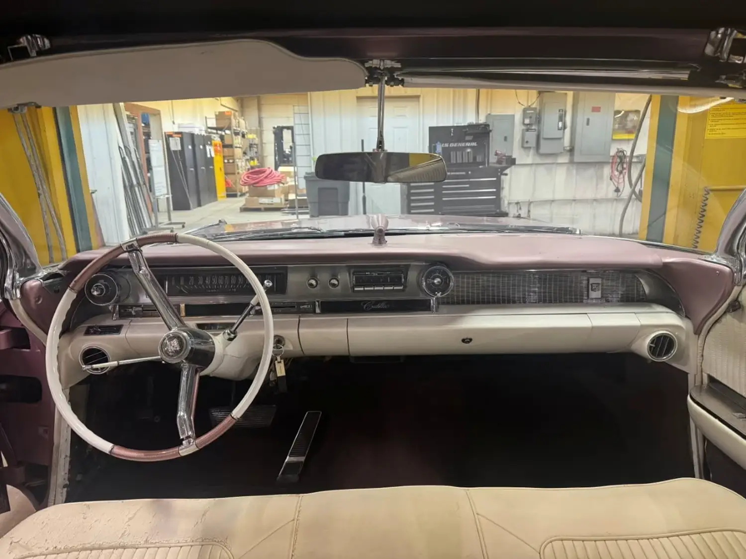 1962 Oldsmobile Starfire Convertible