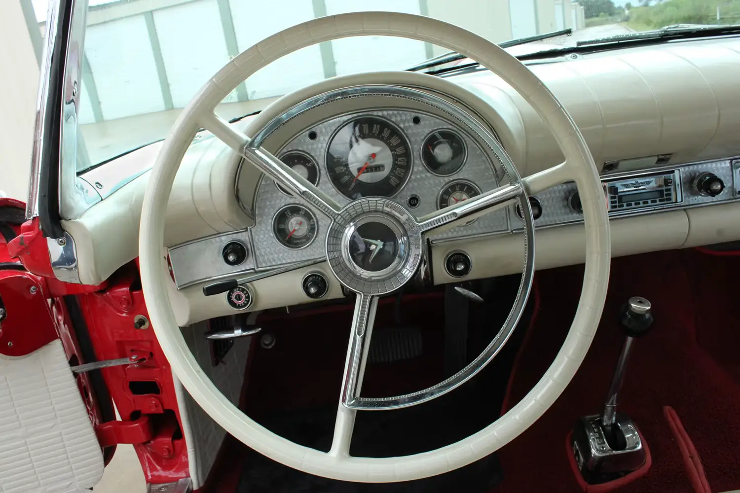 1957 Ford Thunderbird