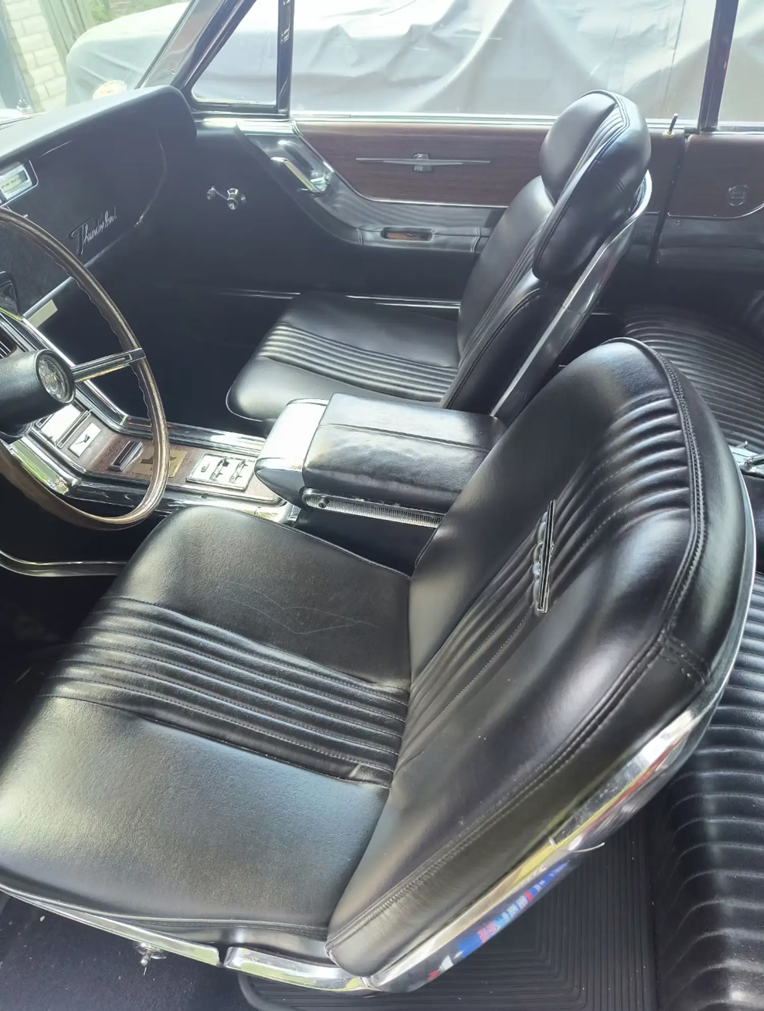 1965 Ford Thunderbird