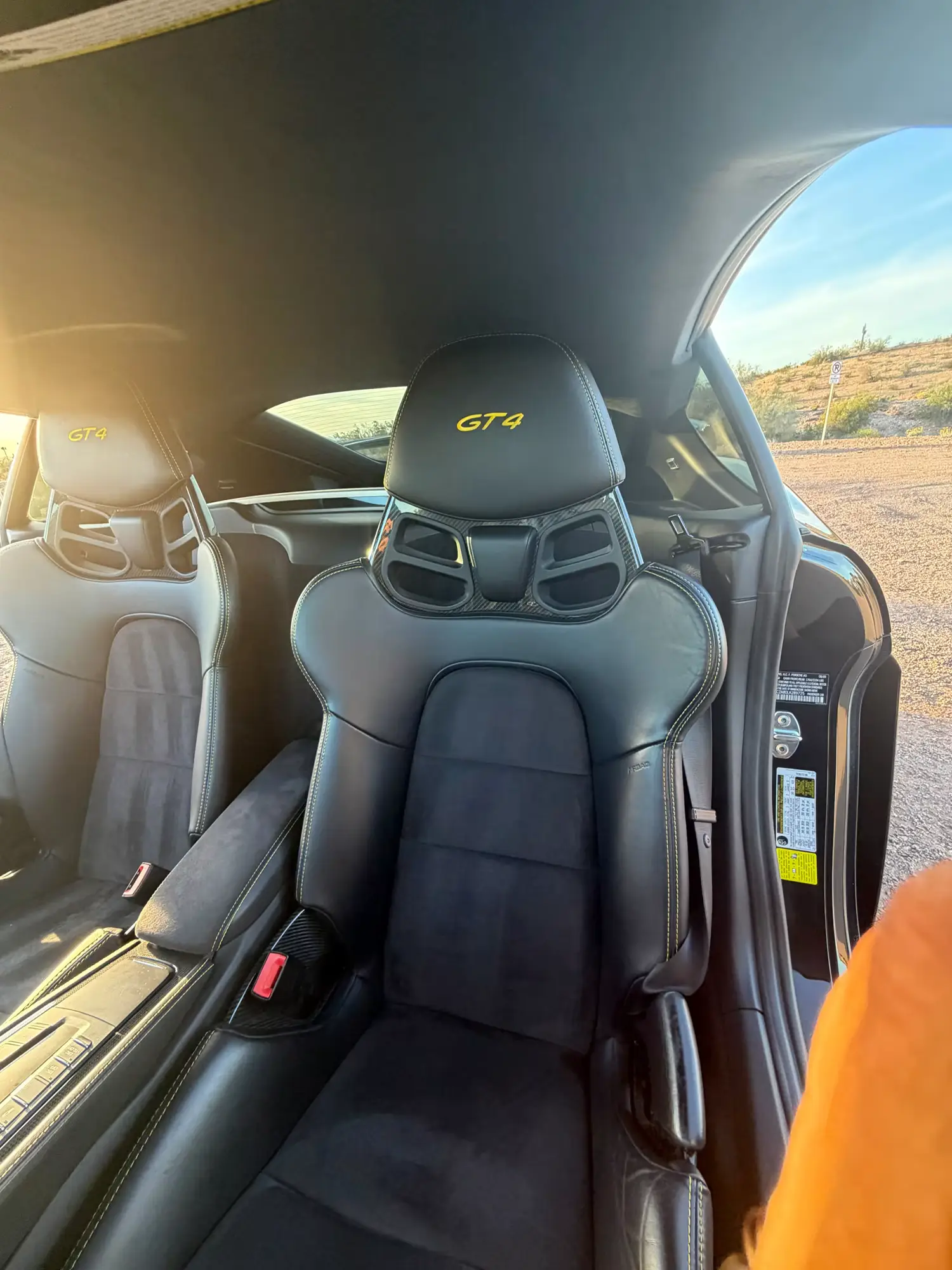 2020 Porsche Cayman GT4