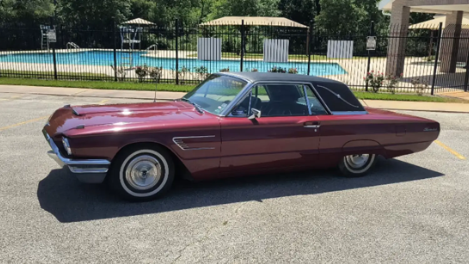 1965 Ford Thunderbird