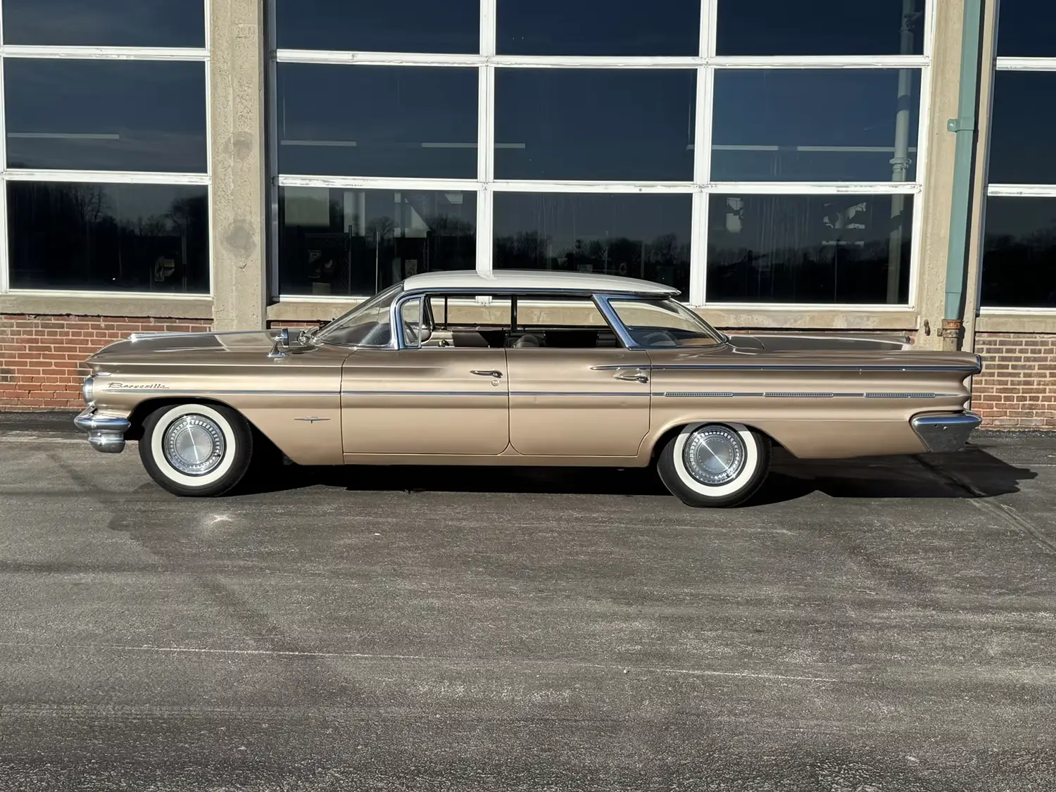 1960 Pontiac Bonneville Sedan 1960 Pontiac Bonneville Sedan