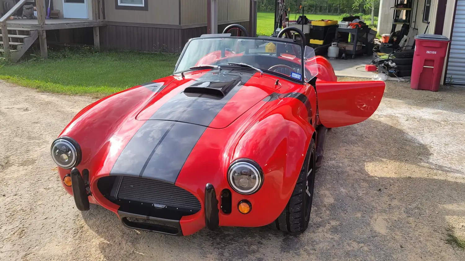 1965 Shelby Cobra Replica Roadster