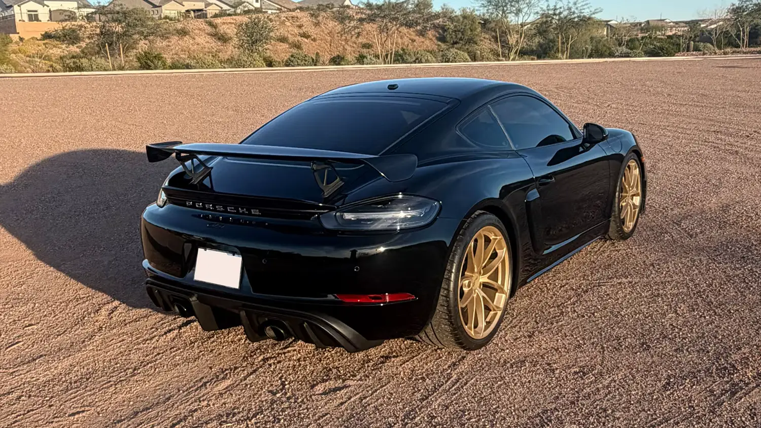 2020 Porsche Cayman GT4