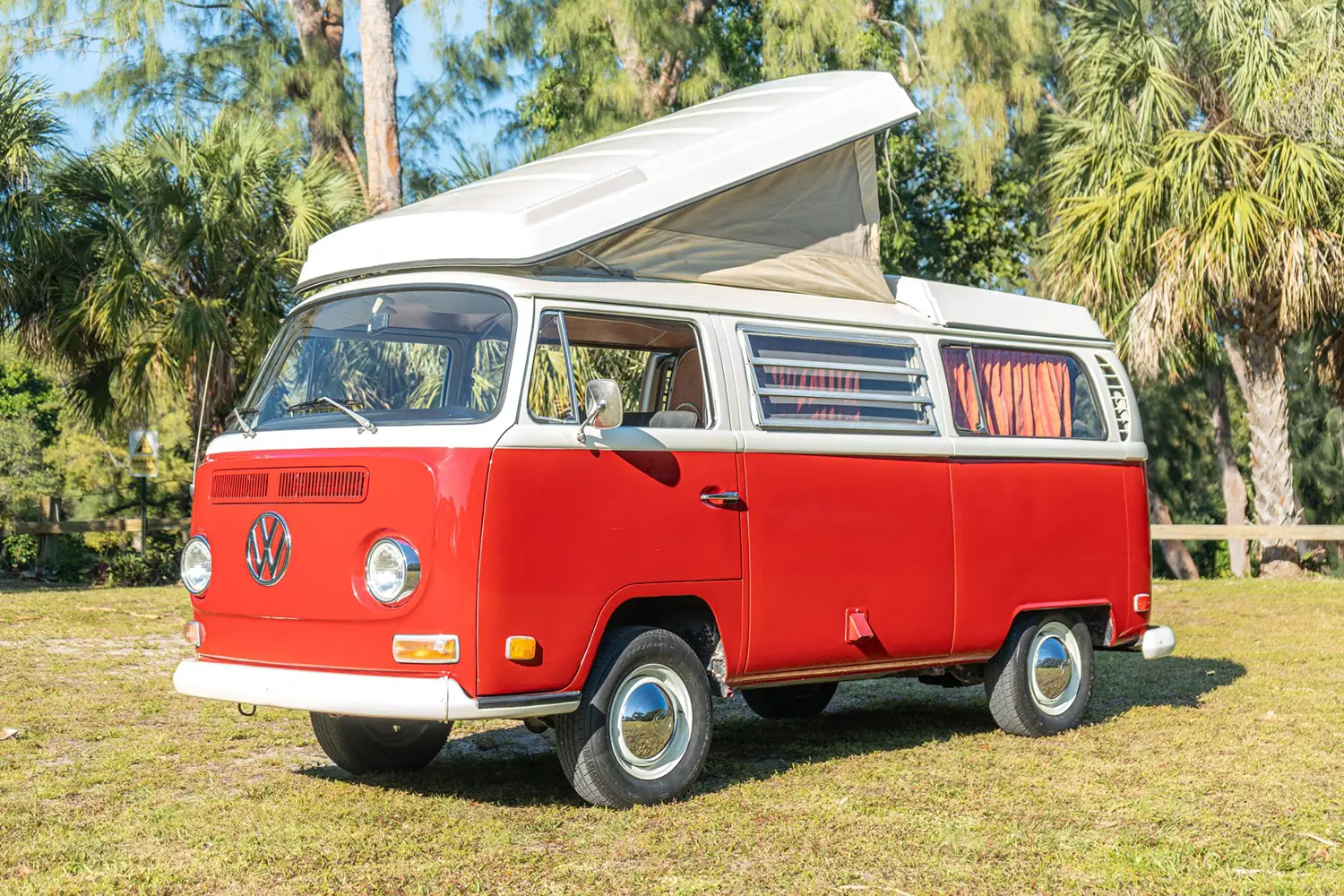 1970 Volkswagen Type 2 Westfalia