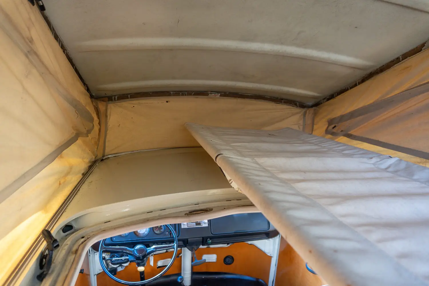 1970 Volkswagen Type 2 Westfalia