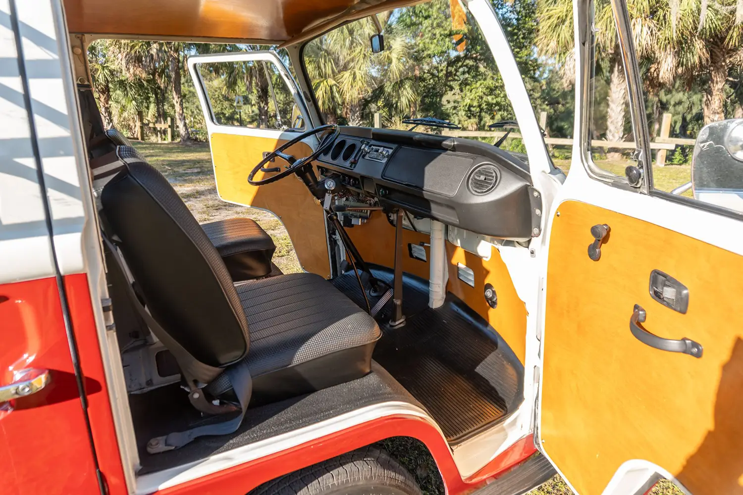 1970 Volkswagen Type 2 Westfalia