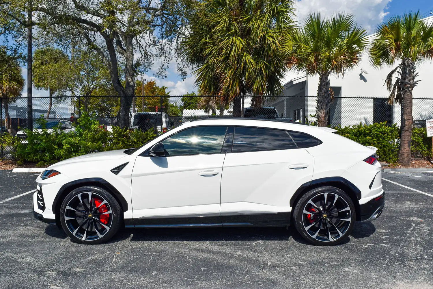 2019 Lamborghini Urus
