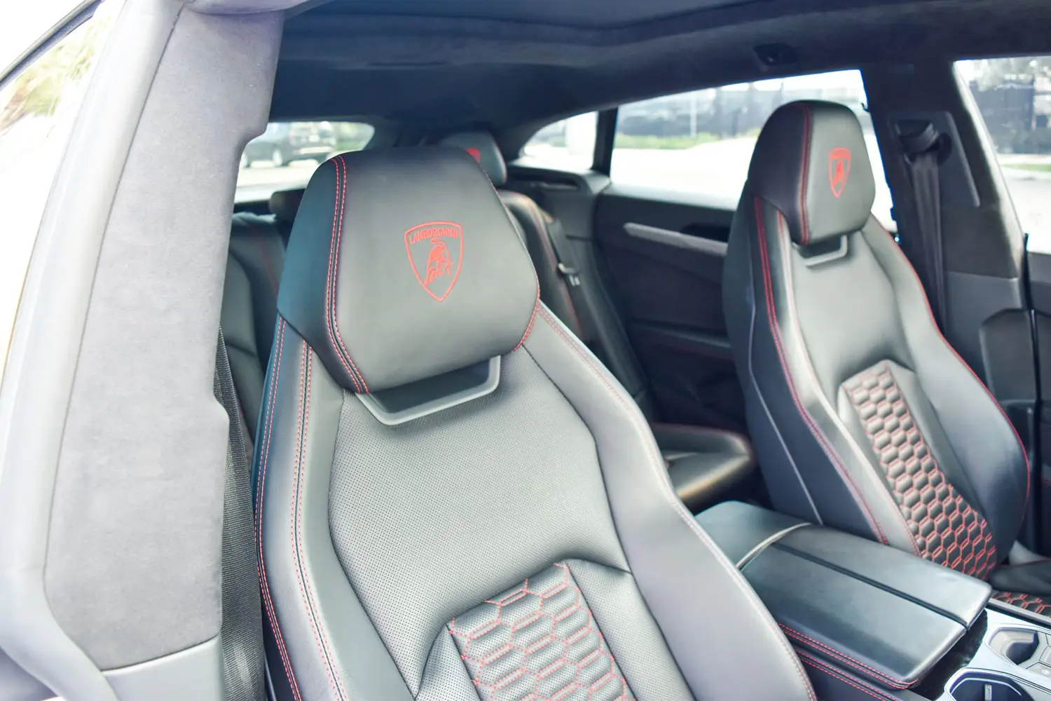 2019 Lamborghini Urus