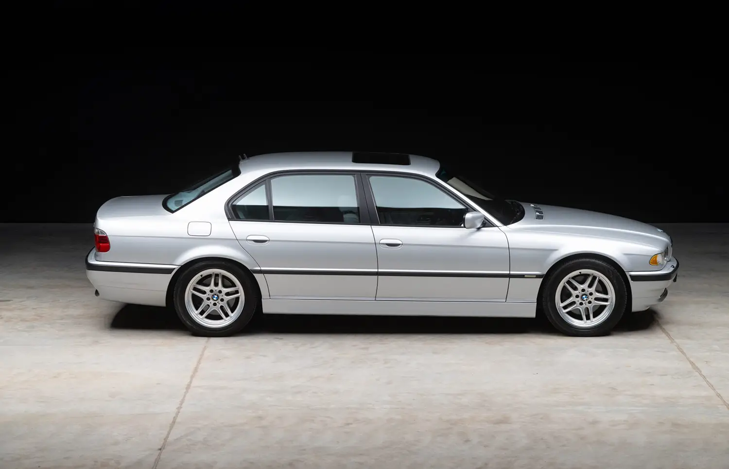 2001 BMW 750iL Sport