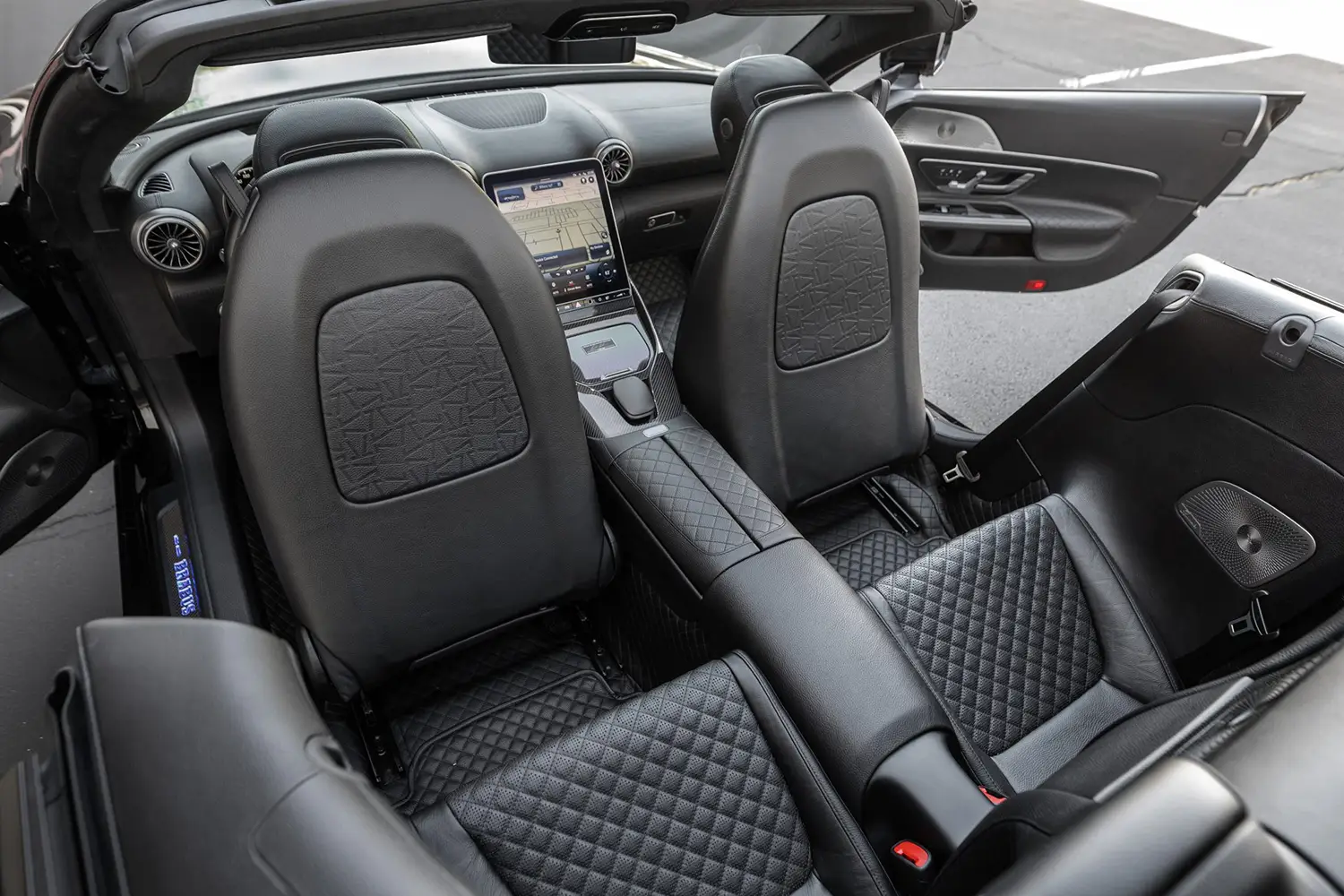 2022 Mercedes-AMG SL63 Brabus 750 2022 Mercedes-AMG SL63 Brabus 750