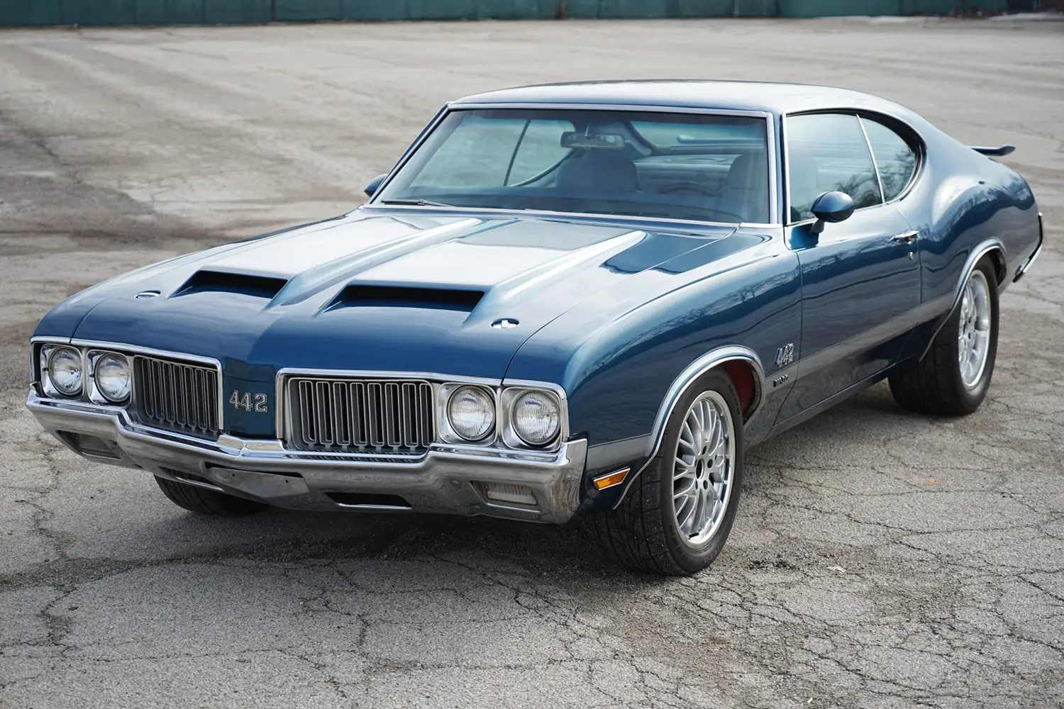 1970 Oldsmobile 442 Holiday Coupe
