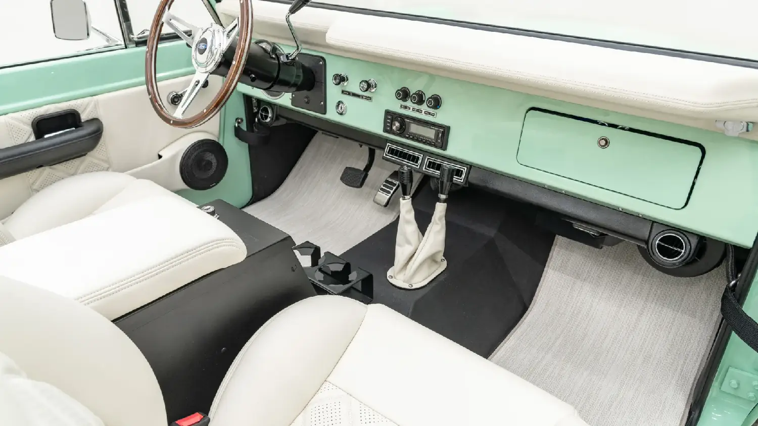 1977 Velocity Classic Ford Bronco