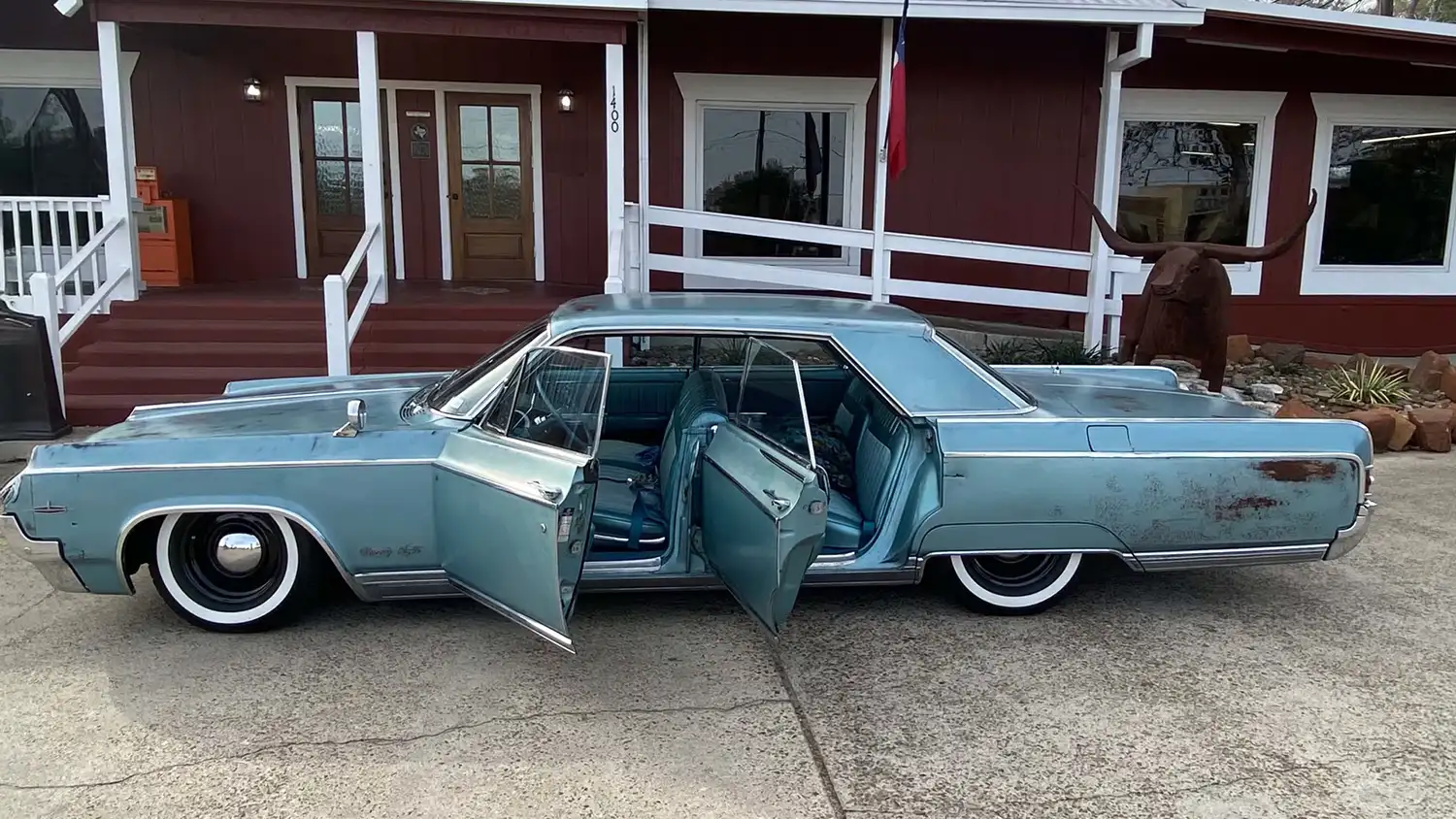 1964 Oldsmobile 98 Holiday Sedan