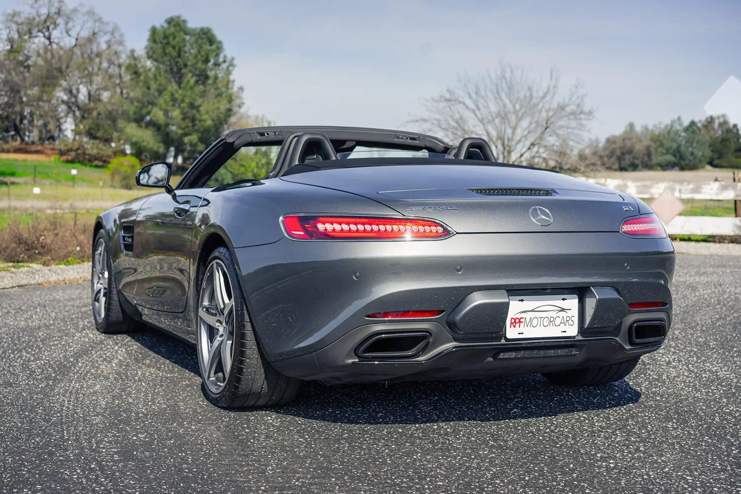 2018 Mercedes-AMG GT Roadster