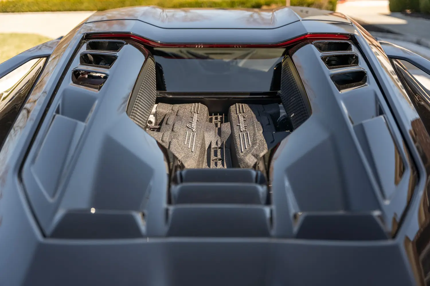 2024 Lamborghini Revuelto