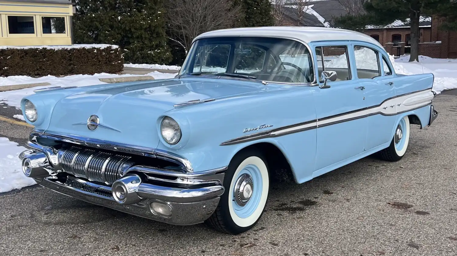 1957 Pontiac Chieftain