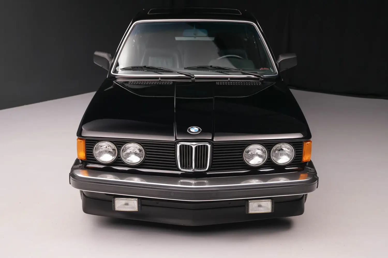 1983 BMW 320iS