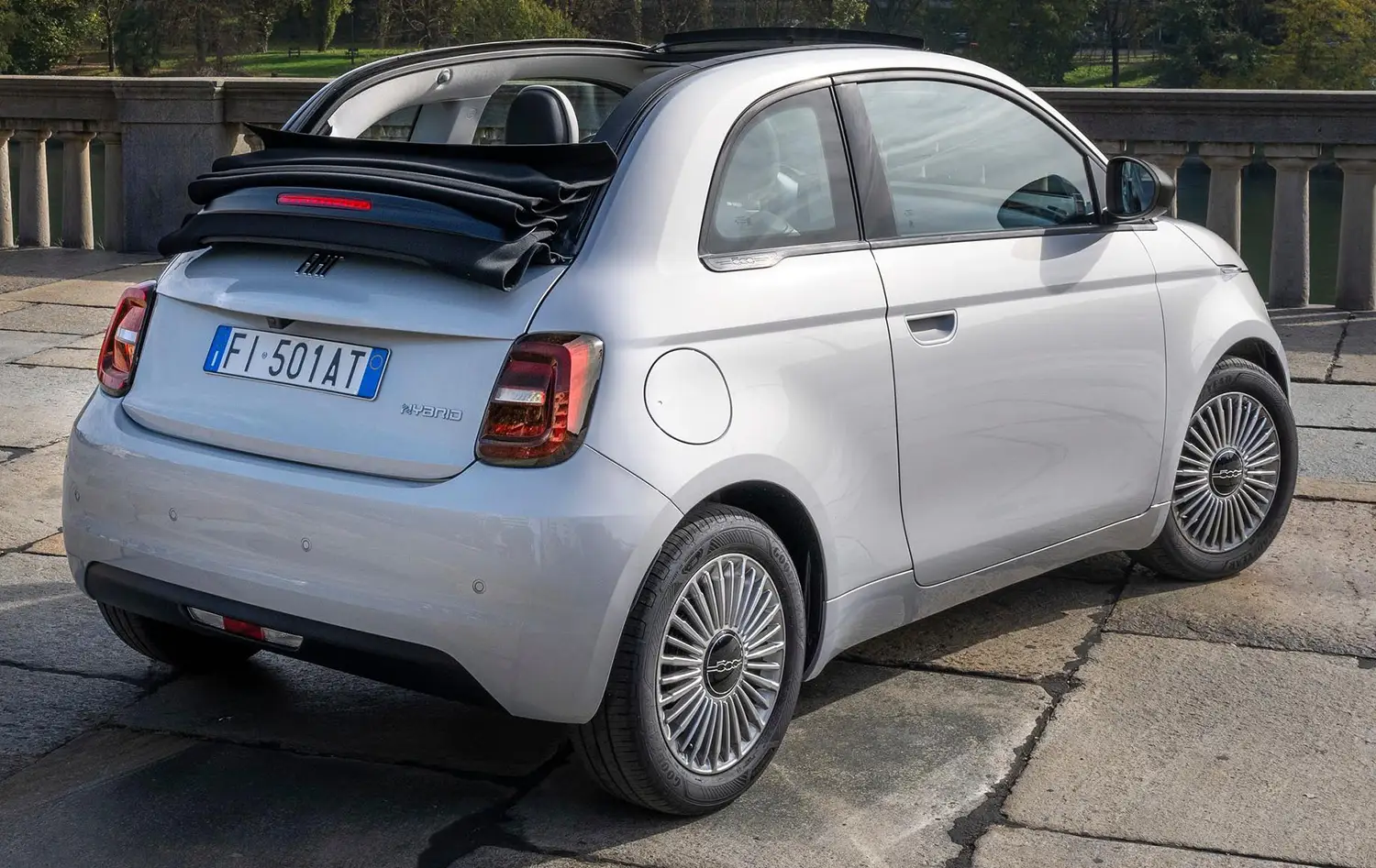 2026 Fiat 500 Hybrid 2026 Fiat 500 Hybrid