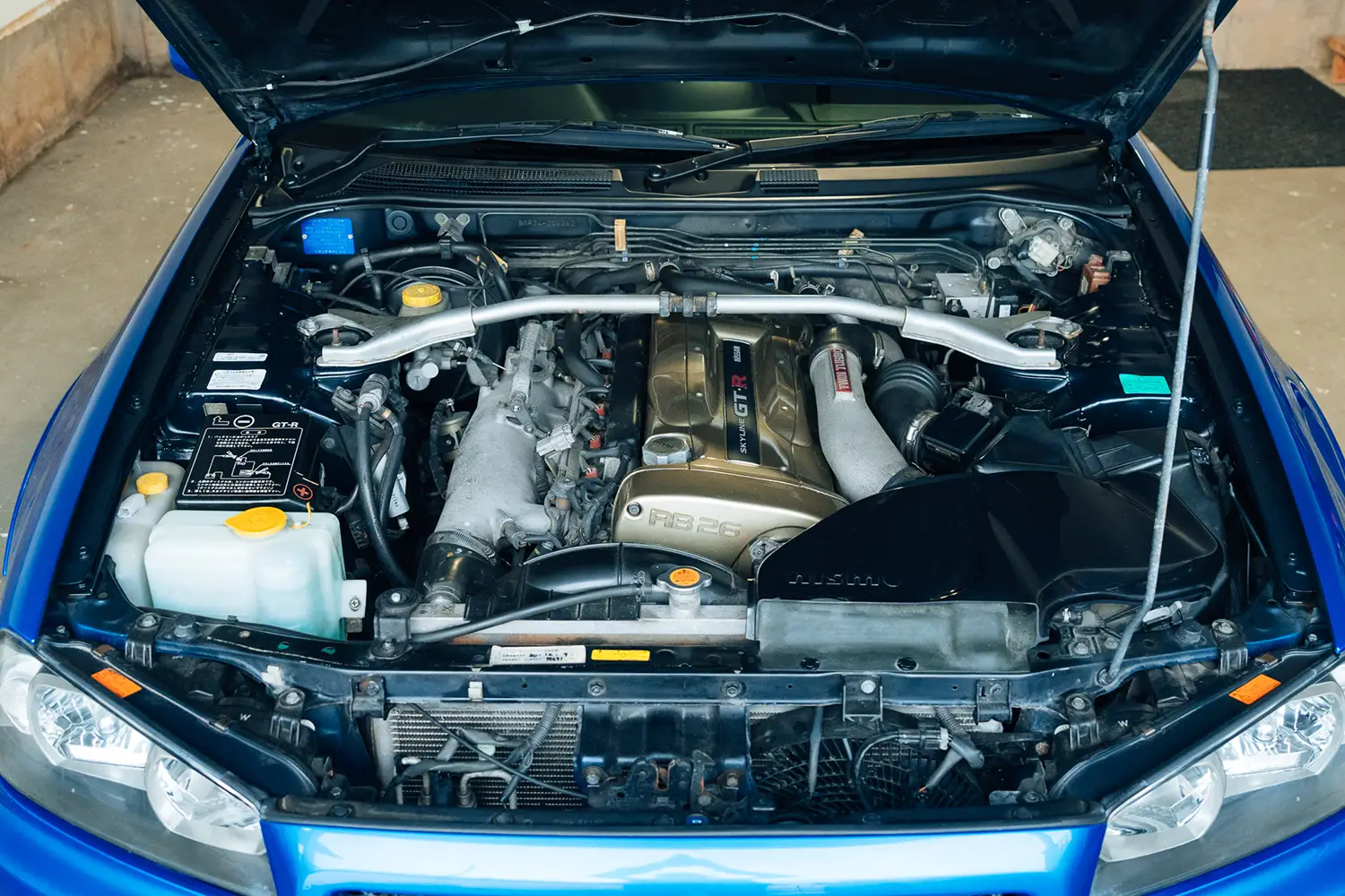 2000 Nissan Skyline GT-R
