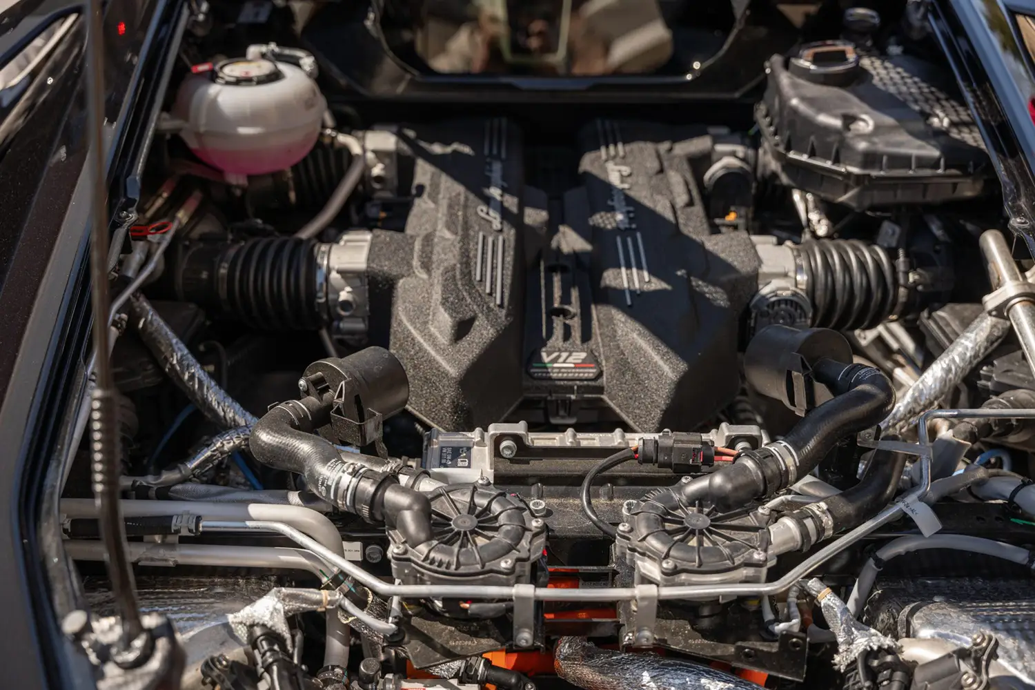 2024 Lamborghini Revuelto