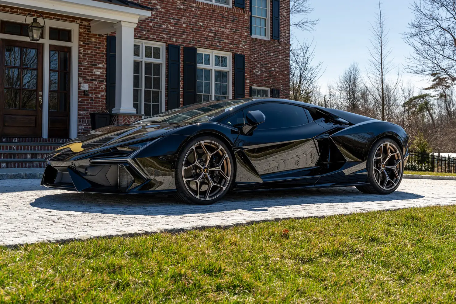 2024 Lamborghini Revuelto