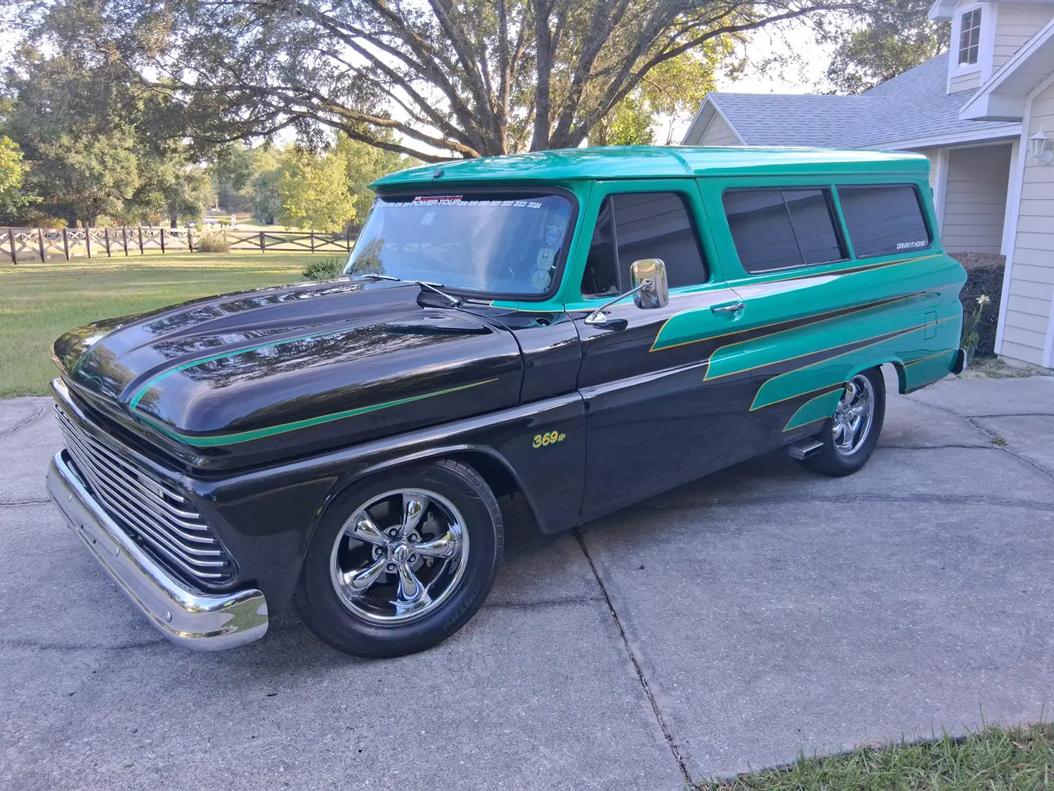 1965 Chevrolet Suburban Carryall