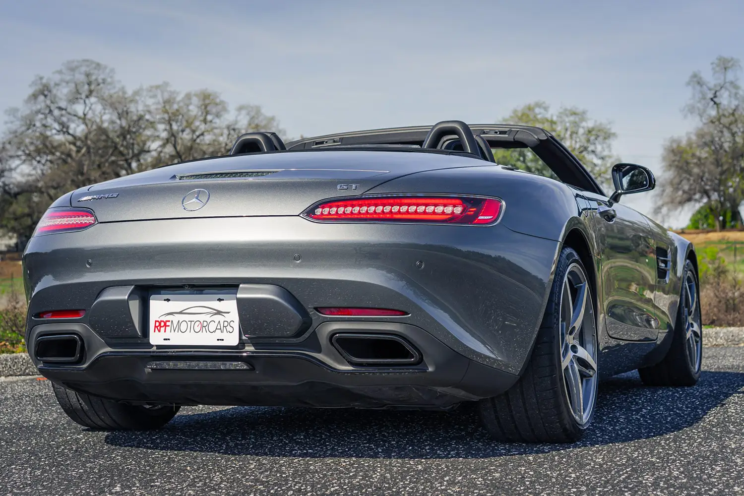 2018 Mercedes-AMG GT Roadster