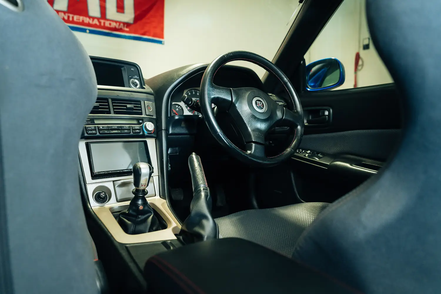 2000 Nissan Skyline GT-R