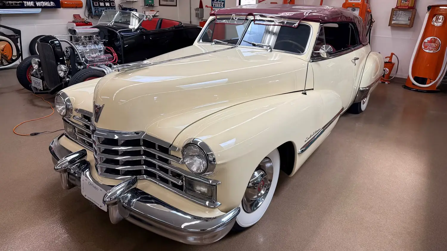 1947 Cadillac Series 62 Convertible Coupe